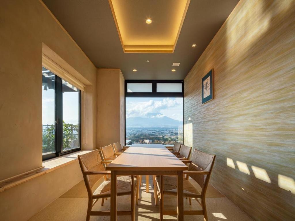 Hotel Clad Фуджи Екстериор снимка